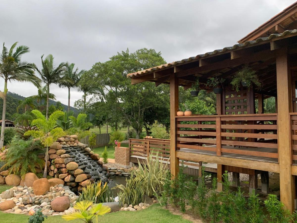 Casa Do Lago - Condominio De Casas Para Aluguel Diario E De Temporada 佩尼亚 外观 照片