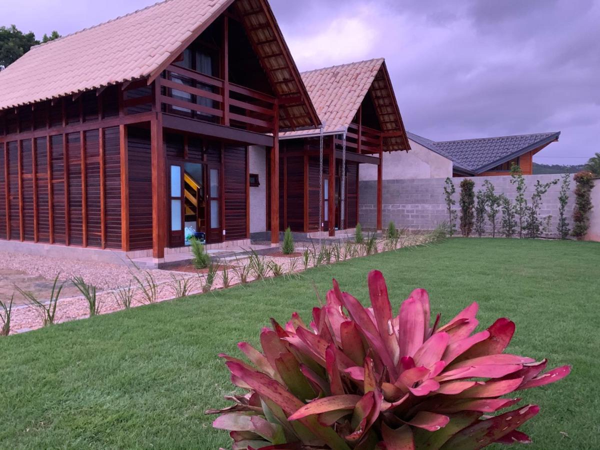 Casa Do Lago - Condominio De Casas Para Aluguel Diario E De Temporada 佩尼亚 外观 照片