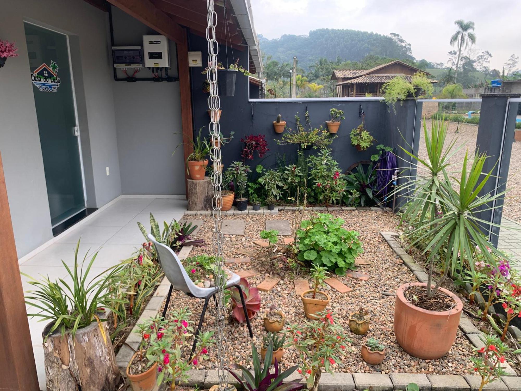 Casa Do Lago - Condominio De Casas Para Aluguel Diario E De Temporada 佩尼亚 外观 照片