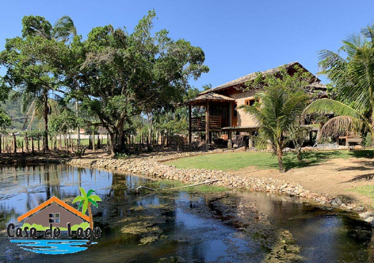 Casa Do Lago - Condominio De Casas Para Aluguel Diario E De Temporada 佩尼亚 外观 照片